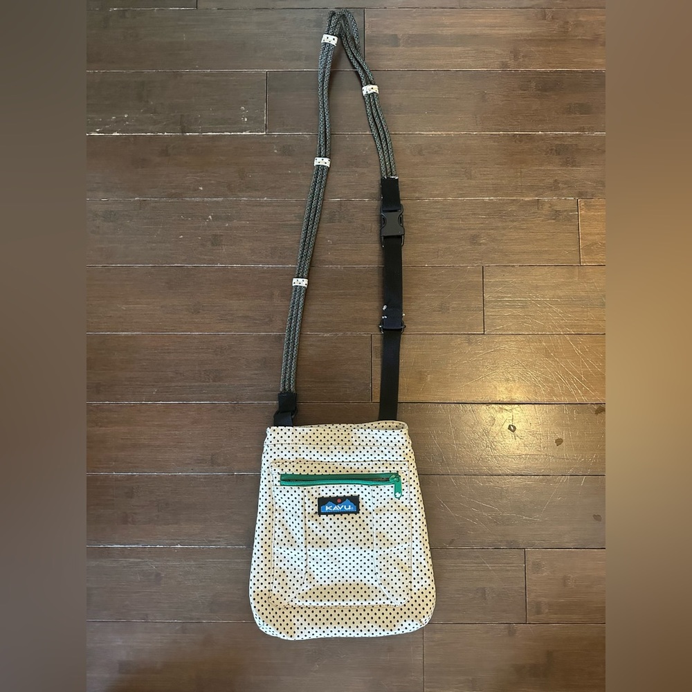 Kavu Purse